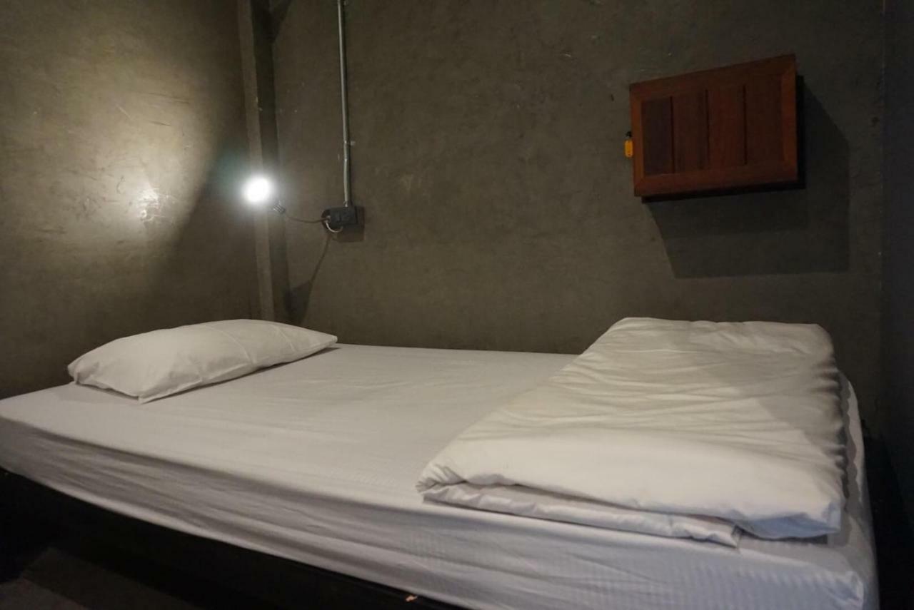 Bed & Bike Hostel Chiang Rai Extérieur photo